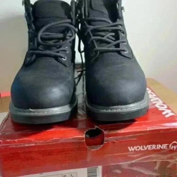 L516. Wolverine- Black- US 9 Men's WIDE - Picture 4 of 5